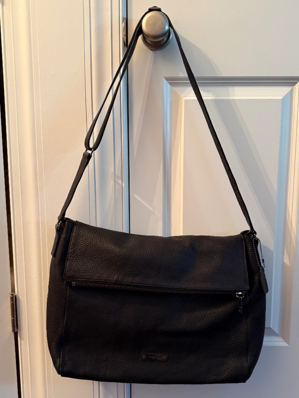 LN Coach Black All Leather Laptop Messenger Crossbody Shoulder Bag